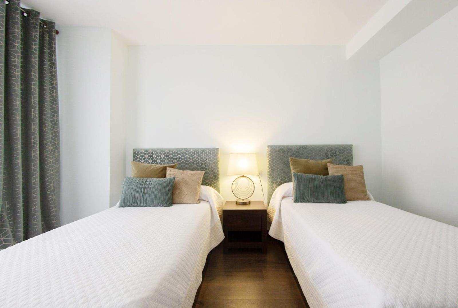 Luxury New Apartment City Centre & Beach, Alicante Dış mekan fotoğraf